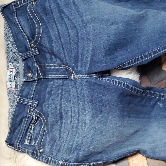 ARIAT WONENS jeans - Picture 6 of 9